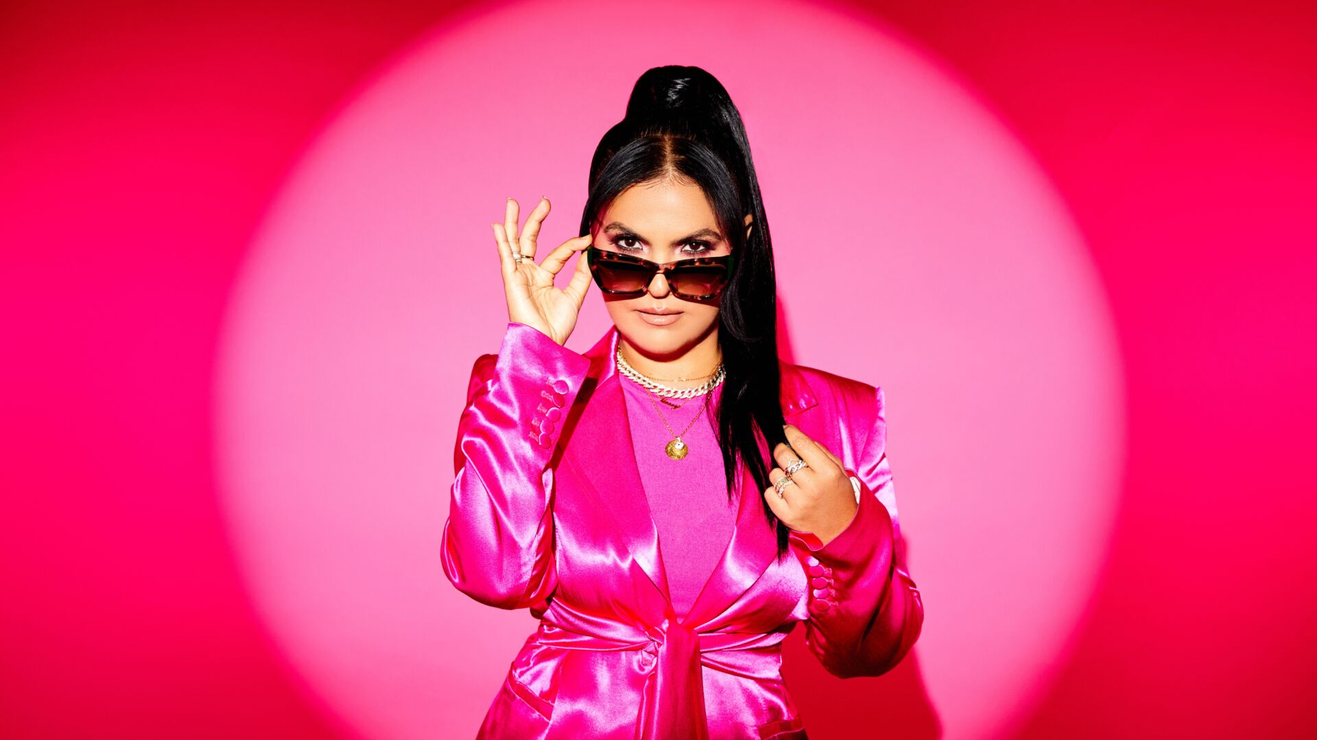 Global Star VASSY And Saint Rock Link Up On ‘Sum Like It Hot’ Via Perfect Havoc