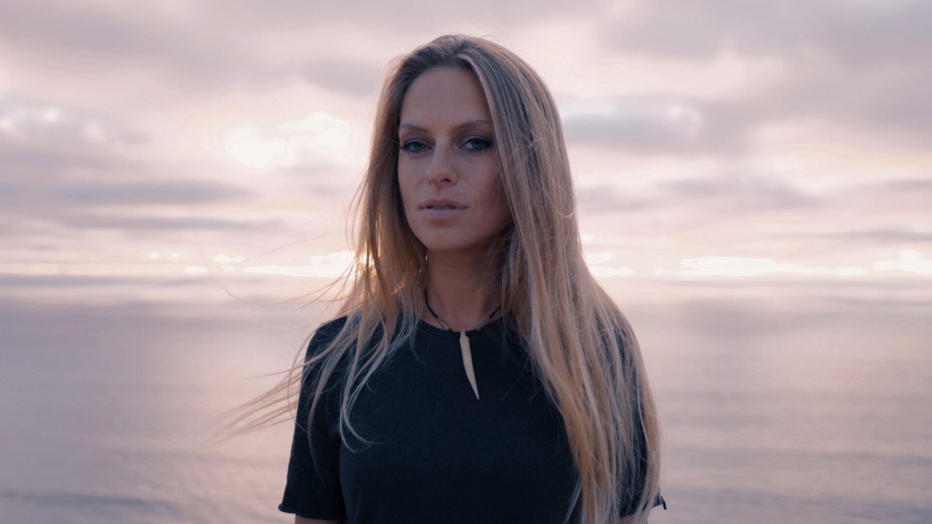 Nora En Pure Drops 'Hyperreal' Featuring Robinson on Big Beat Records