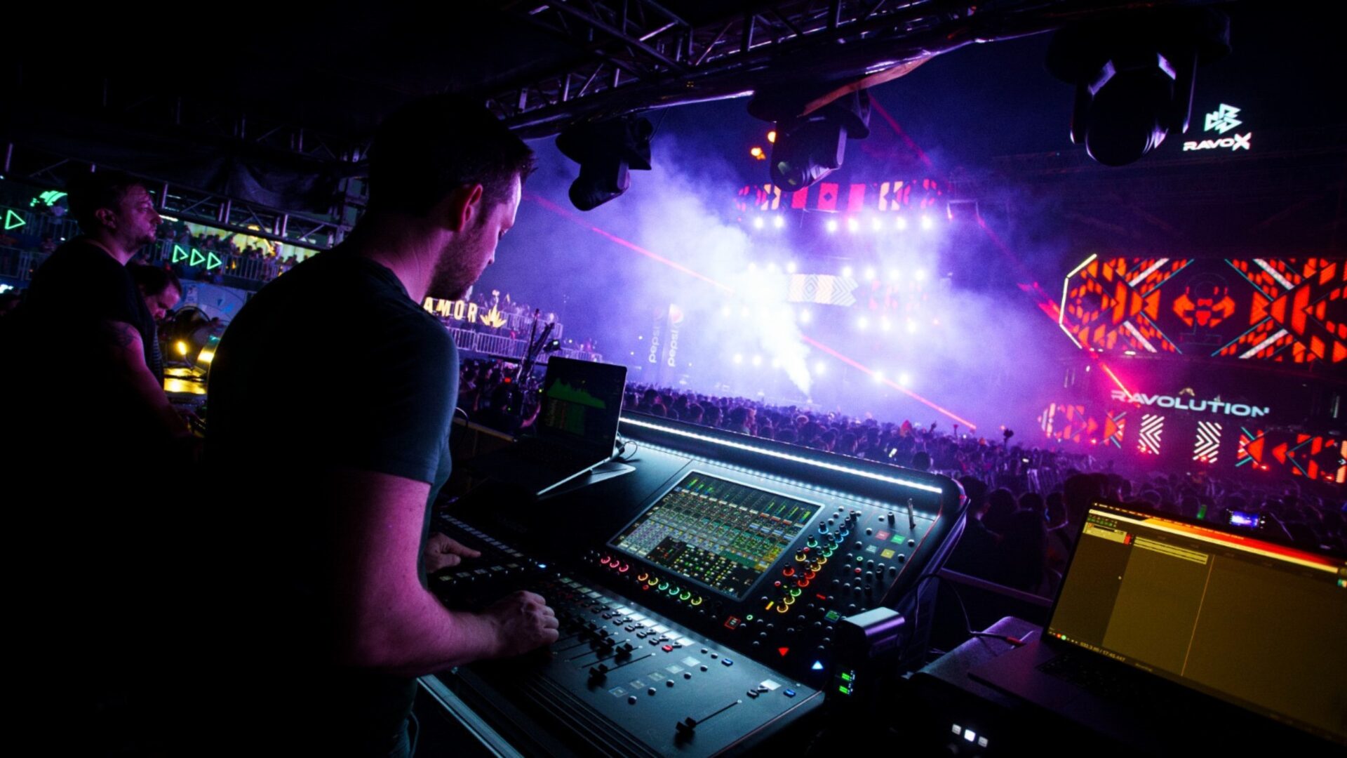 Fabian Hamers’ DB Professional To Offer Ground-breaking L-Acoustics L2 System