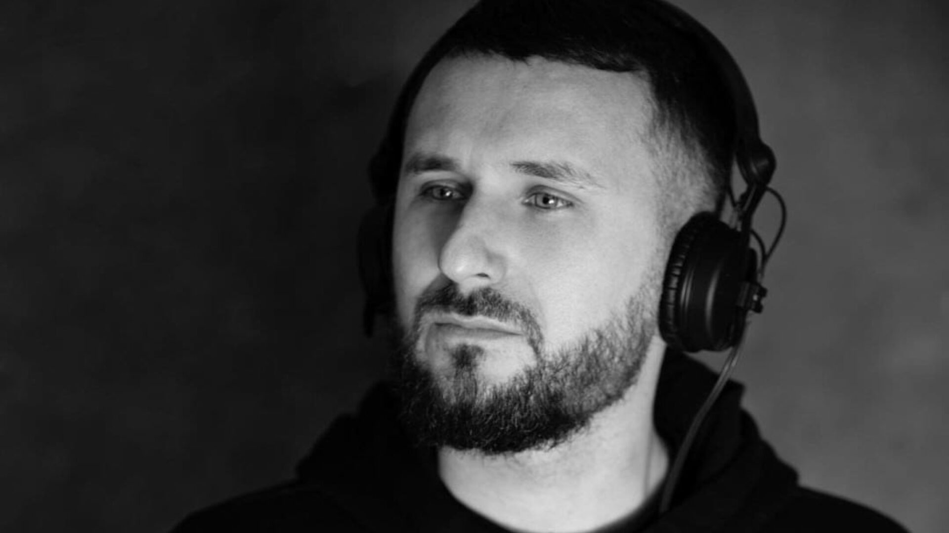 KIFFIX Member Alex Deeper Unleashes a Feel-Good Anthem with 'How Can I'
