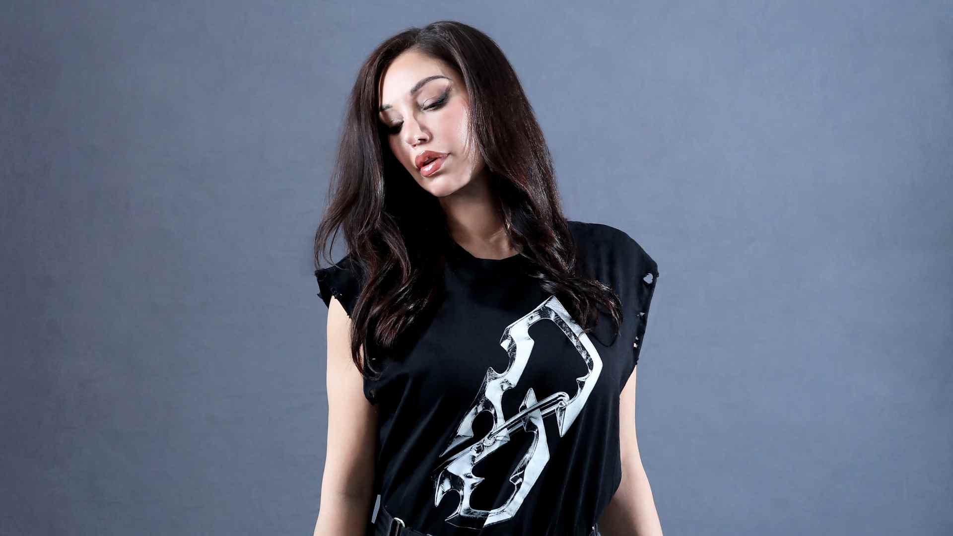 Simina Grigoriu Returns To OFF Recordings With Hypnotic ‘Precision’ EP - Out Now