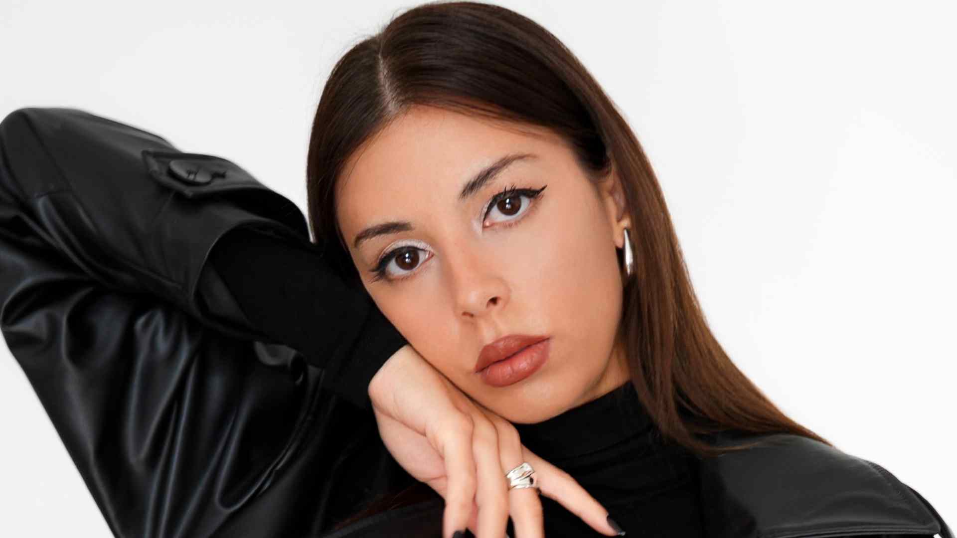 JKLN Releases A Striking Blend Of Electronica And Breakbeat Energy With "I Need U"