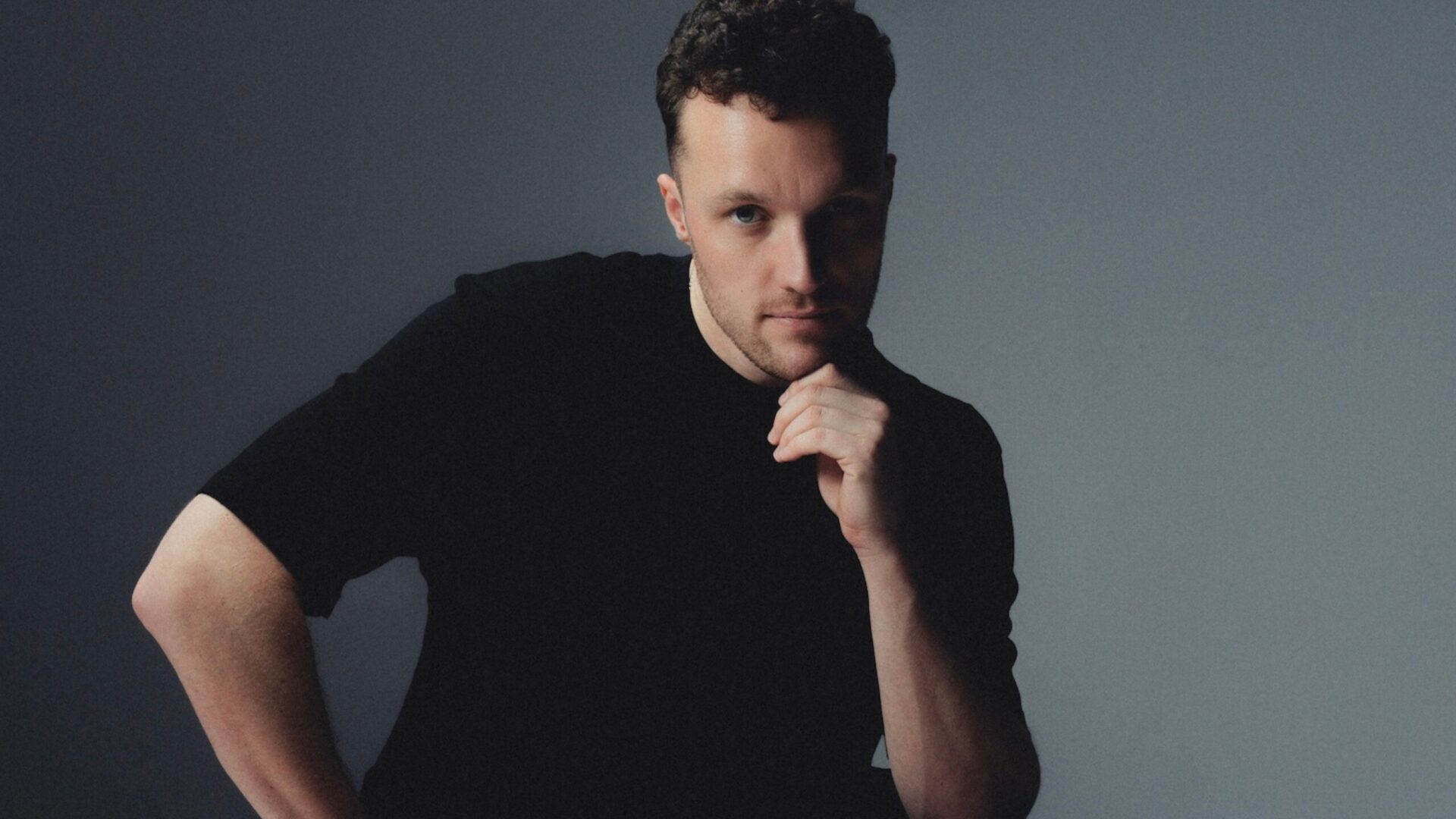 MAXI MERAKI reimagines Monolink’s “In My Place”