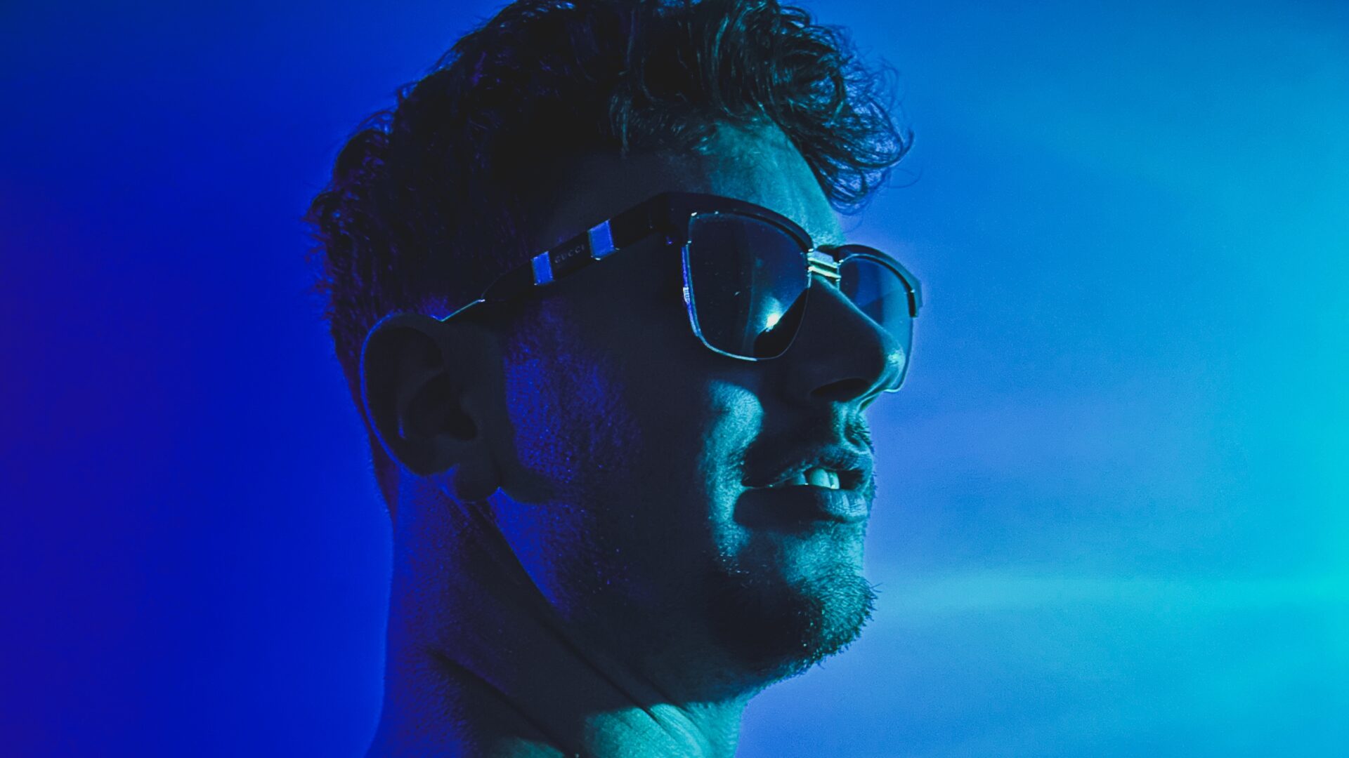 Steve Noise Unveils Progressive House Release “Into The Night”