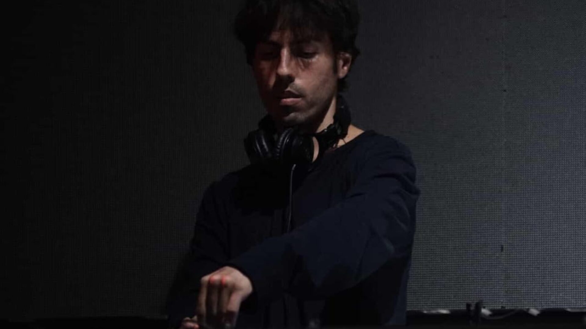 Home 31 Avvataer Breaks New Ground with Two EPs and a Historic Label First